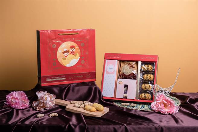 勞動力發展署中彰投分署推薦多元就業開發方案執行單位具特色的年節伴手禮，提供民眾春節採購禮品新選擇。（勞動力發展署中彰投分署提供／盧金足台中傳真）