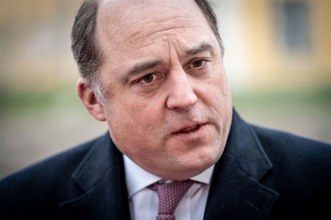 英國國防大臣華勒斯（Ben Wallace）。(圖／路透社)