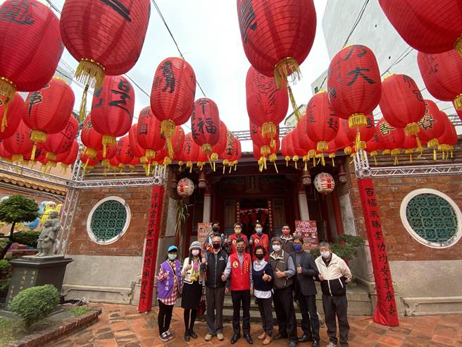 郑成功祖庙今年悬挂2022盏花灯。(曹婷婷摄)