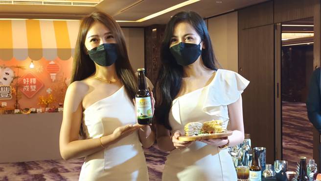 中國大陸以我國釋迦檢出介殼蟲為由，禁止我國釋迦銷往大陸，估計約影響1萬3000公噸的鳳梨釋迦銷售。（林良齊攝）