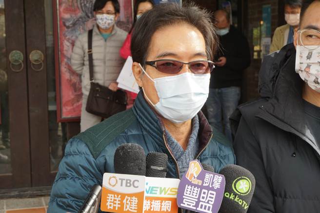 行政院客委会副主委锺孔照承诺全力支持推动东势客家文化园区二期改造工程。（王文吉摄）