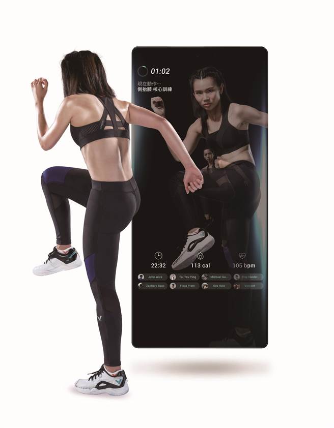 SOGO台北店新春福袋初二大奖是市价5万3800元的JOHNSON健身魔镜IMR-05Relax轻适版。（SOGO提供）