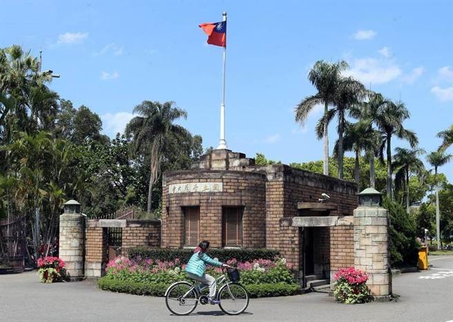 台湾大学今(18)日举行国文改革公听会，针对大一国文必修课是否改选修，讨论无果。(本报资料照)