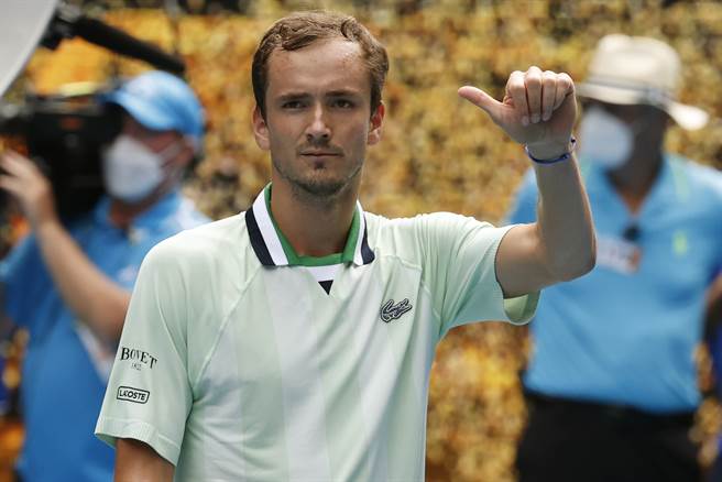 麦维德夫澳网封王机会大增。（美联社）