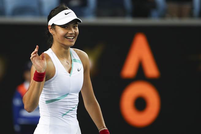 拉杜卡努澳网女单会内赛首轮赢得有点辛苦。（美联社）