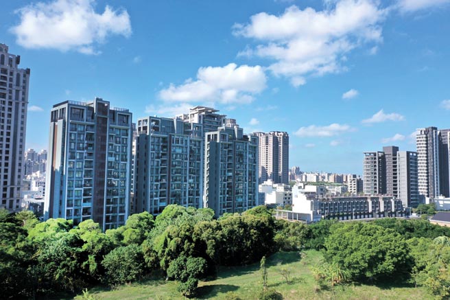 竹北在人口移居、连锁业进驻下，居住环境品质大幅提升。图／竹风建设提供