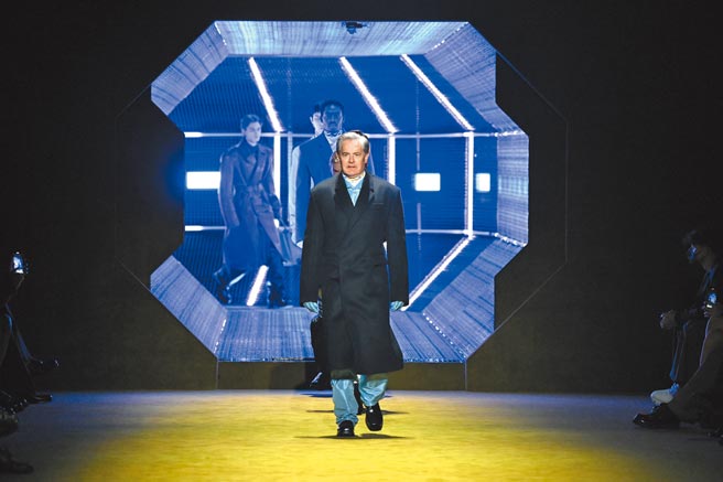 最後由曾演出《變蠅人》、《侏羅紀公園》的知名男星傑夫高布倫壓軸登台。（CFP）