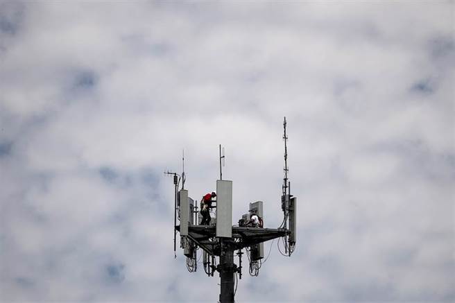 美国联邦航空总署（FAA）及多家航空公司先前警告，5G的电波可能导致飞机仪器和系统故障。（资料照／路透社）