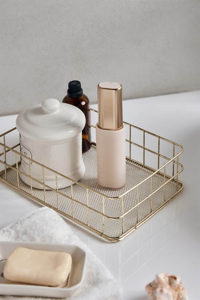 NUEVA洗脸仪 产品情境照。（NUEVA提供）