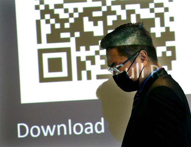 台灣美國商會19日召開「2022年商業景氣調查」記者會，會長施立成表示，全球對於台灣出口產品需求仍高，會員企業高度看好台灣的經濟前景。（范揚光攝）