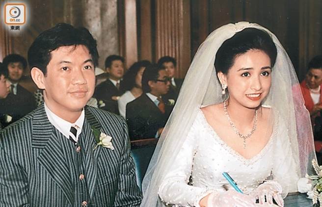 吴婉芳和胡家骅1993年在英国结婚。（图／取自《on.cc东网》）