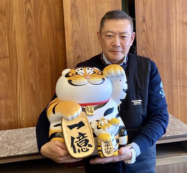 （新光三越去年因疫情衝击负成长，今年订高标，挑战830亿元。图／李丽满）