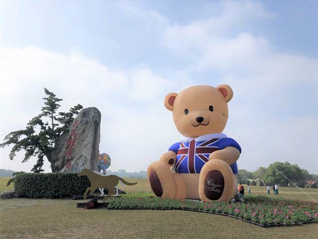 台南市走馬瀨農場舉辦泰迪熊嘉年華吸客。（走馬瀨農場提供／劉秀芬台南傳真）