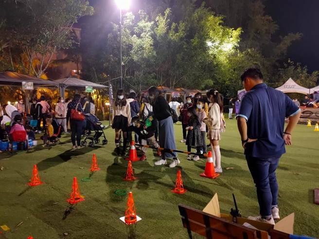 台南趣淘漫旅飯店春節時舉辦應景市集及趣味活動。（台南趣淘漫旅提供／劉秀芬台南傳真）