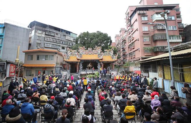 景美十五份福兴宫是1859年间由汉人垦民兴建，是当地年代最久远的土地公庙。（范扬光摄）