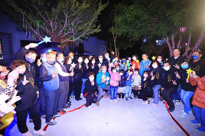 迎春赏灯记者会今日晚上于中央公园举行，适合亲子及网美打卡。。（陈世宗摄）