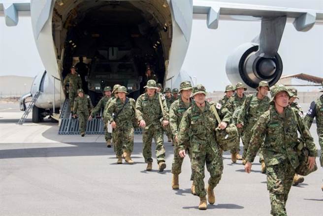 日本打算修改《自卫队法》，改善与海外非战斗人员撤离行动有关的规定。（图／防卫省统合幕僚监部脸书）