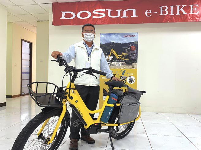 邑升董事长简荣坤首次公开以载货及亲子需求为主的新款e-cargo，将积极布局欧美市场。图／厂商提供