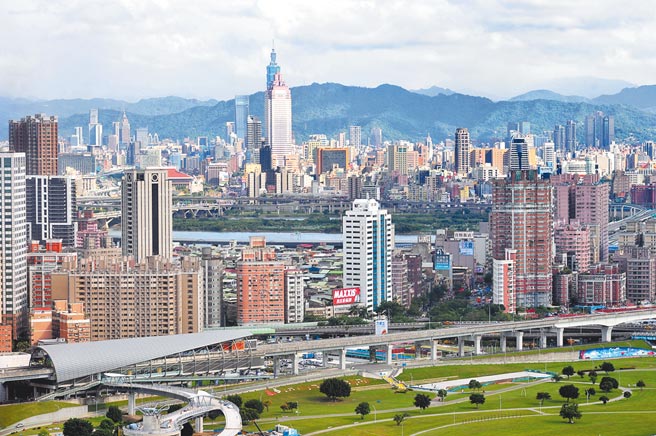 中华民国不动产联盟总会理事长林正雄昨邀集15家不动产相关公会，共同站出来发声。（本报资料照片）