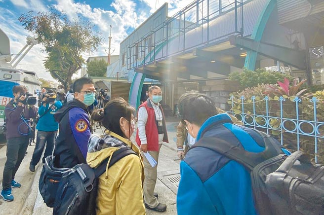 台中市观旅局两度联合稽查经营民宿的补习班均吃闭门羹，但认定违法事实明确，将开罚至少10万元。（台中市观旅局提供／王文吉台中传真）