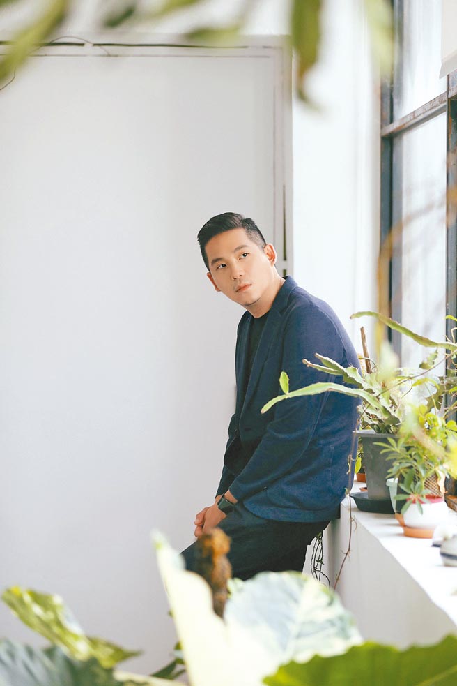 設計師顏伯駿之前也連續擔任4屆金曲獎視覺統籌。（金馬提供）