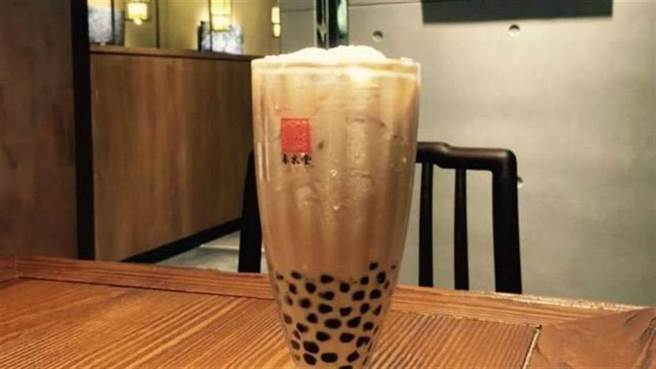 春水堂涨价，现在大杯珍奶要190元。（图／翻摄自春水堂脸书）