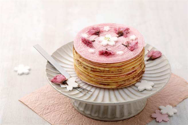 mon  gâteau梦卡朵与全球最热门粉红巧克力「Ruby红宝石巧克力」合作，开发2款情人节主题甜点。（mon  gâteau梦卡朵提供） 