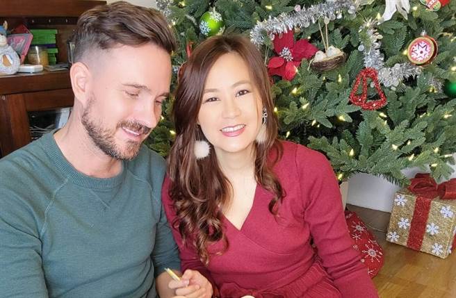 欣西亚与美国老公Shane买了人生头一间房，却立刻因异国婚姻遇上房贷困境。(翻摄自欣西亚和Shane任翔脸书)