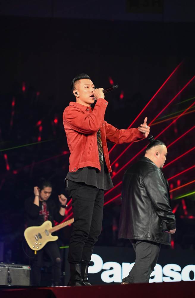 顽童MJ116瘦子一现身现场尖叫声连连。（台视提供）