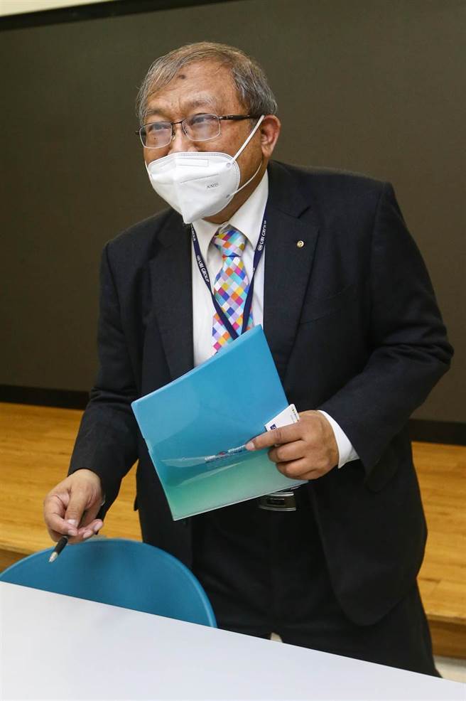 联亚药20日宣布，生物相似药红血球生成素 UB-851 三期临床试验期末分析结果符合预期，董事长陈启祥（见图）表示，目标今年完成查厂认证后，将向卫福部食药署 (TFDA) 申请生物相似性药品上市许可查验登记。（邓博仁摄）
