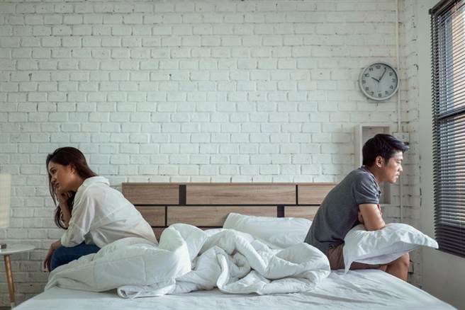 大陆一名女子婚前守贞，新婚夜竟遭丈夫怒谯装清纯。（示意图，达志影像/shutterstock）