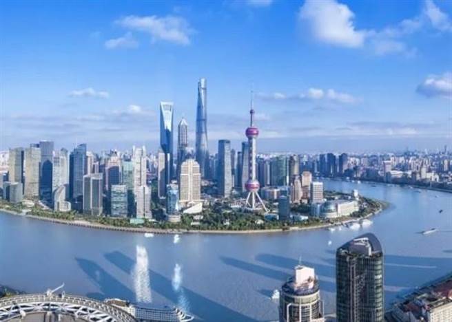 上海居民收入水平遠超過大陸其他地區。（東網）