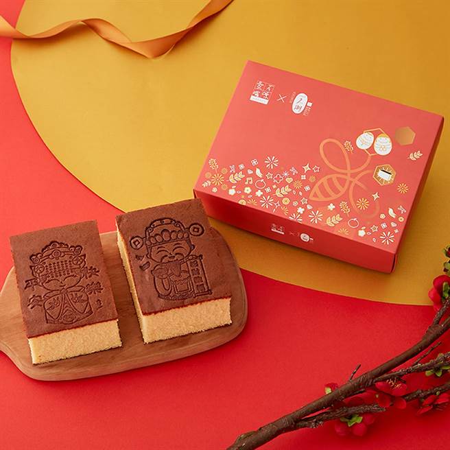 Yahoo奇摩購物中心的愛不囉唆 x 一之鄉 財福雙盈蛋糕禮盒，原價735元，特價490元。（Yahoo奇摩購物中心提供）