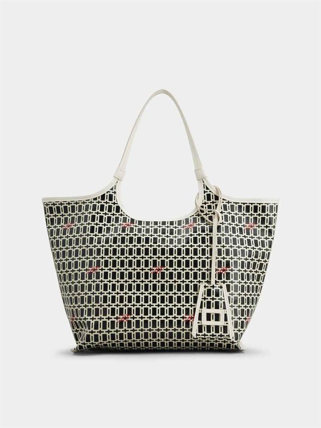 Roger Vivier Grand Vivier白色帆布印花托特包，4萬6300元。（Roger Vivier提供）