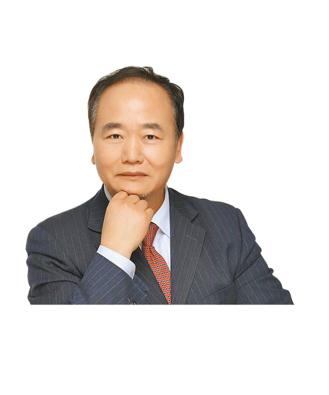 北京大学经济学院教授曹和平。（摘自北京大学经济学院网站）