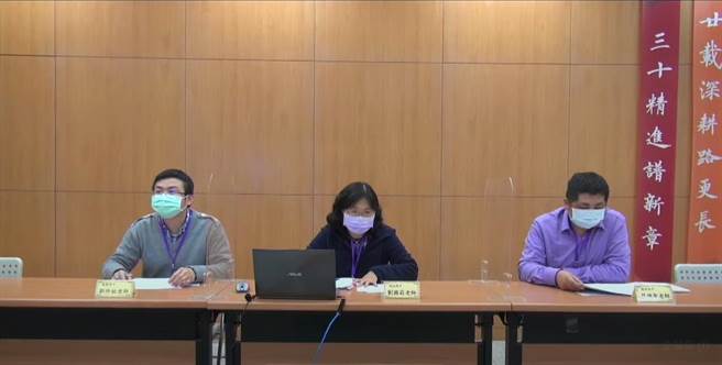 111学年度大学学测今(21)日登场，首科考试科目为数A。高中数学老师认为，试题难易度与去年相仿，出题特色在于重视阅读理解。(李侑珊翻摄)