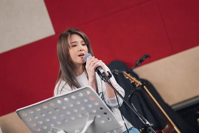 郭靜即將舉辦讚聲演唱會，近來積極彩排。（寬宏藝術提供)