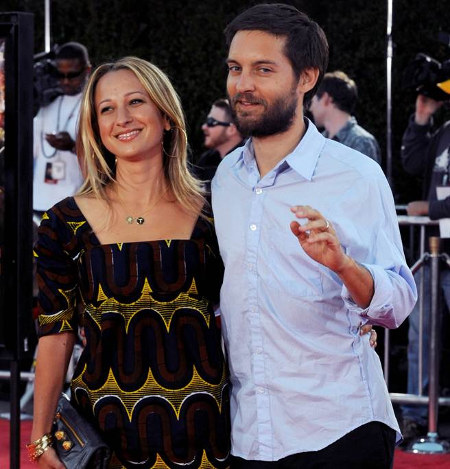 陶比卸任蜘蛛人后，与环球影业千金珍妮佛梅耶结婚，成了豪门夫。(图／达志提供)