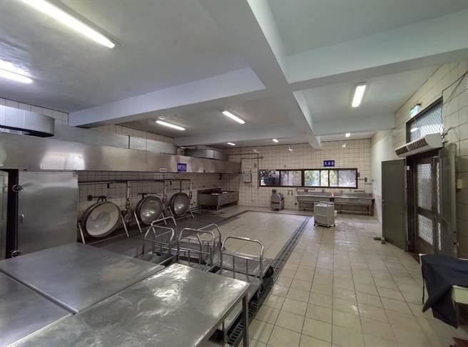 大安国小中央厨房将进行扩建，预计8月可完工。(陈淑娥摄)