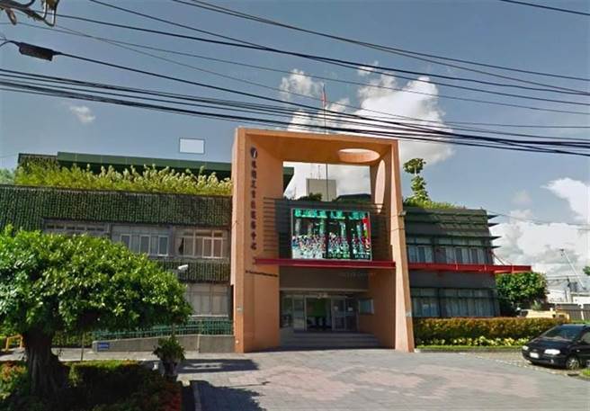 林園工業區服務中心黃姓前主任涉嫌利用承辦修繕、電力、綠美化等工程採購案機會浮報工程款、收受回扣，二審高雄高分院審酌黃男不認罪，依貪污治罪條例判處14年6月，可上訴。（取自GoogleMap／袁庭堯高雄傳真）