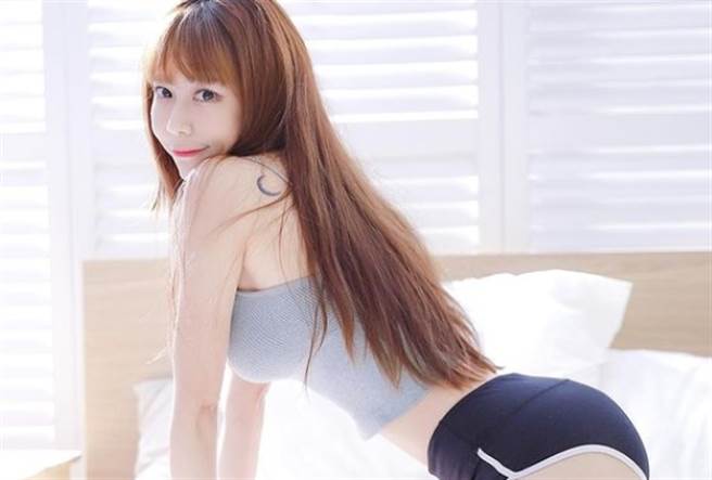 梓梓身材超火辣，每每晒照总掀起讨论。(图/翻摄自梓梓IG)