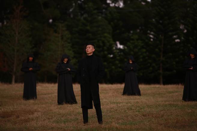 瘦子将推出新专辑，日前拍摄新歌MV。（本色音乐提供）