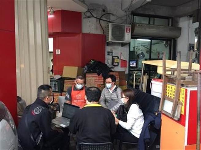 物价稽查小组21日第二轮稽查，锁定9家中上游供应商。(法务部提供)