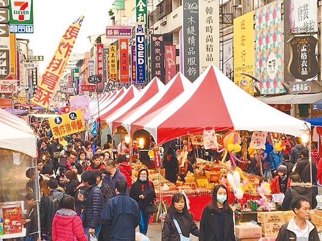 「2022天津商圈年貨大街-服服昇豐過好年」將準備摸彩活動，最大獎為GOGORO-viva機車。（本報資料照片／盧金足台中傳真）