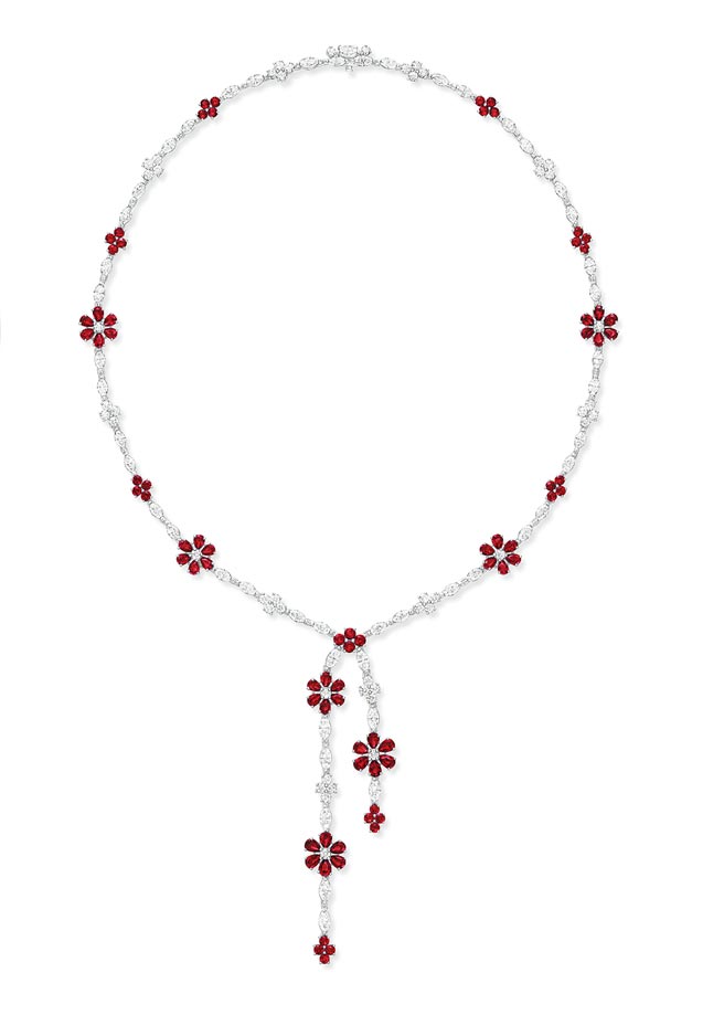 丽晶精品独家HARRY WINSTON_Forget-Me-Not红宝石和钻石Lariat项炼，价格店洽。（丽晶精品提供）