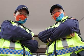 竹市警推2款「反詐口罩」兼顧防疫反詐騙