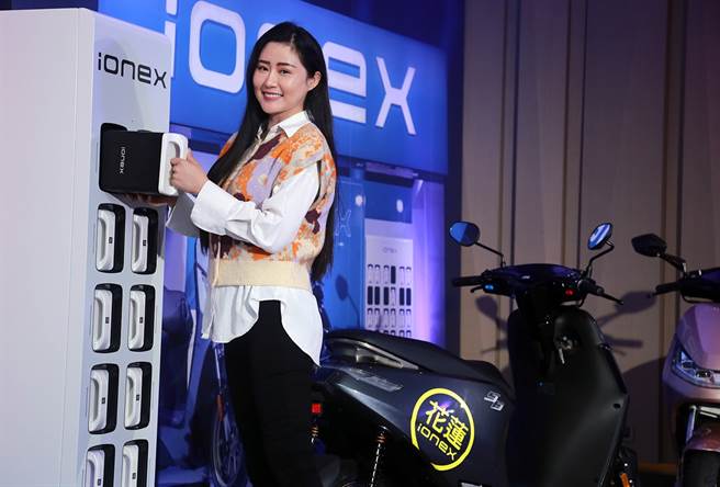 在国内电动车市场发展构筑起完备的换电网之际，以「最得我心」为目标的光阳KYMCO进一步听见消费者不同的声音，今年起要加强衝刺充电版服务，全面满足不同消费者多元的所需。（图/中时新闻网）