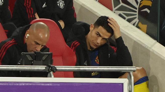 C罗前几天又因被换下感到不满(路透社资料照)