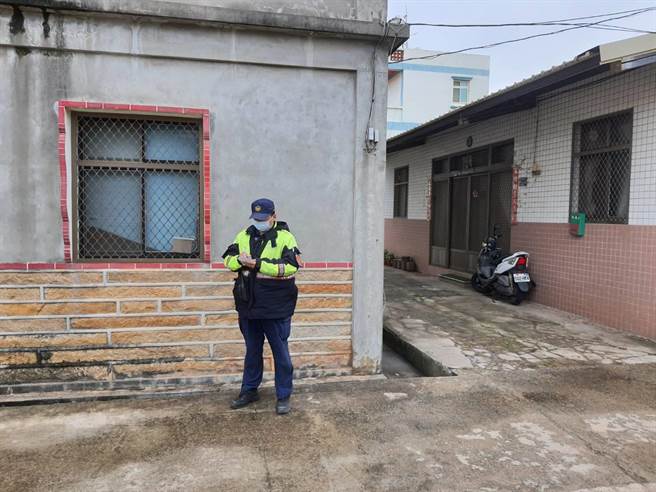 金门警方在春节期间推出巡逻便民措施，帮乡亲守护住家安全。（警方提供）