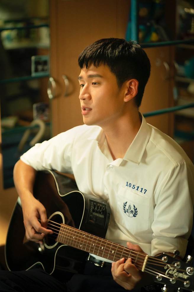 周興哲日前率先釋出主演電影主題曲的搶先片花版。（華映娛樂提供）